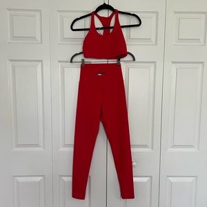 Beach Riot Red Active Set